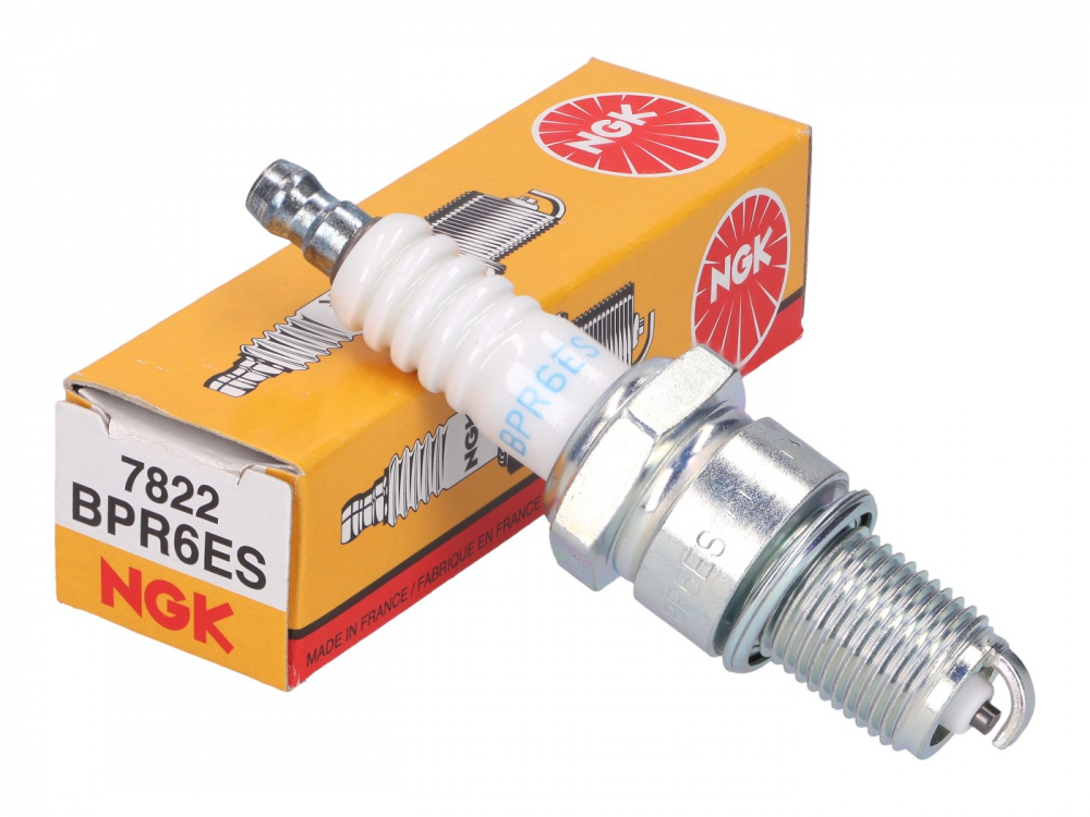 Свеча зажигания NGK BPR6ES